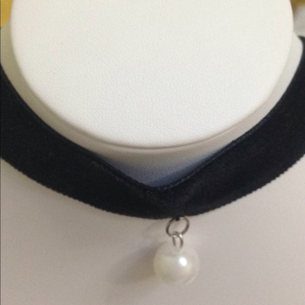 Gem Charm Choker 25% off